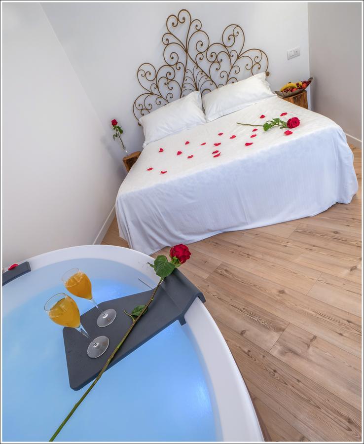 Vinicia, Pool, Jacuzzi, Airco Gasthuis *